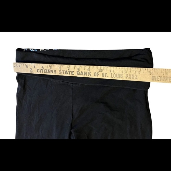 Victoria Secret Pink Capri Fold Over Sequin Yoga Pants Size Small Y2K 2011 - Picture 4 of 12